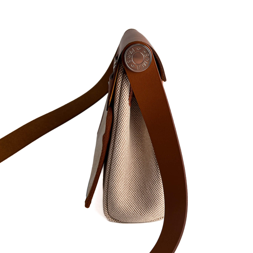 Second hand Hermes Herbag Mini Vache Hunter Leather Crossbody Beige - Tabita Bags