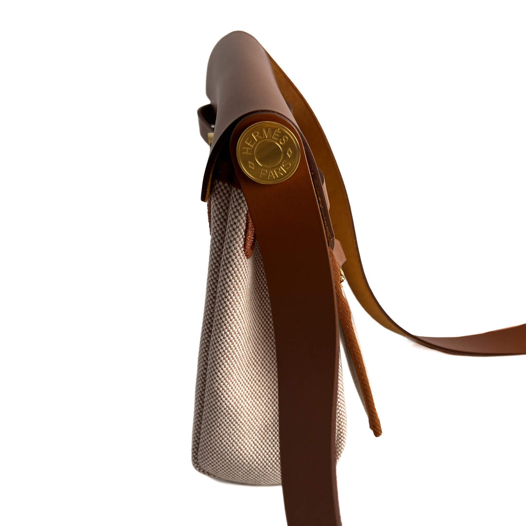 Second hand Hermes Herbag Mini Vache Hunter Leather Crossbody Fauve - Tabita Bags
