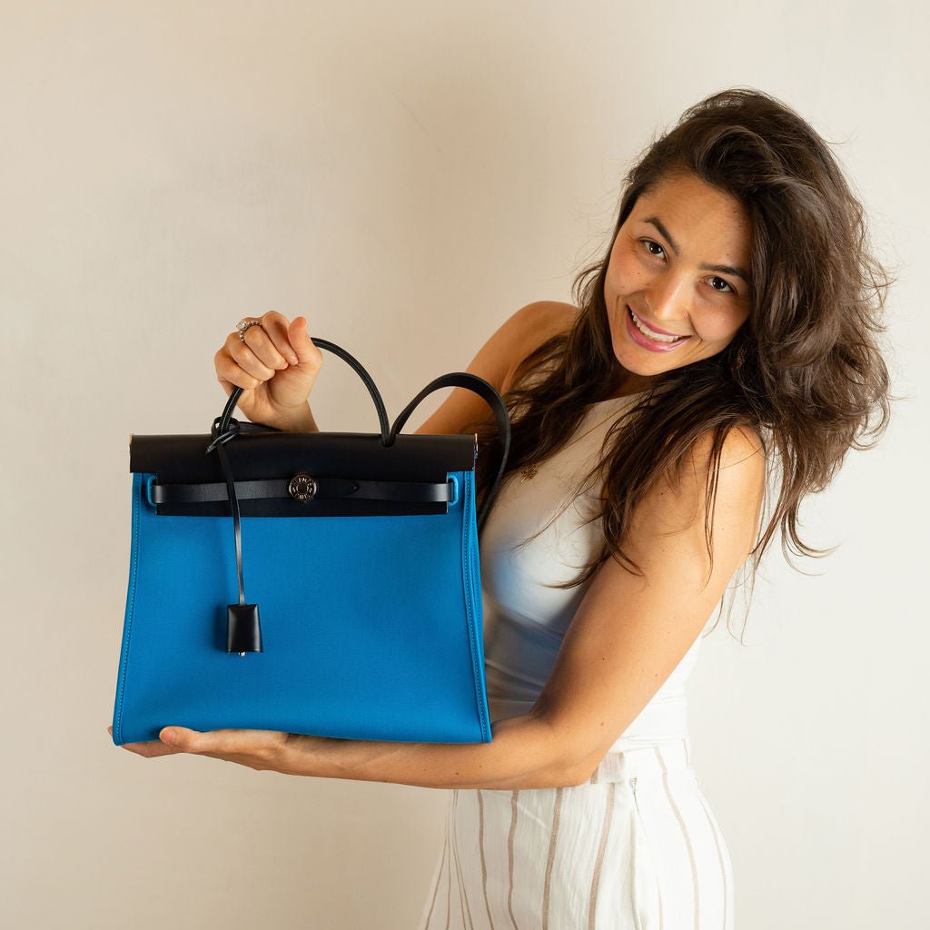 Second hand Hermes Herbag PM Toile Officier × Vache Hunter Leather & Canvas Zip Top-handle Handbag Blue - Tabita Bags