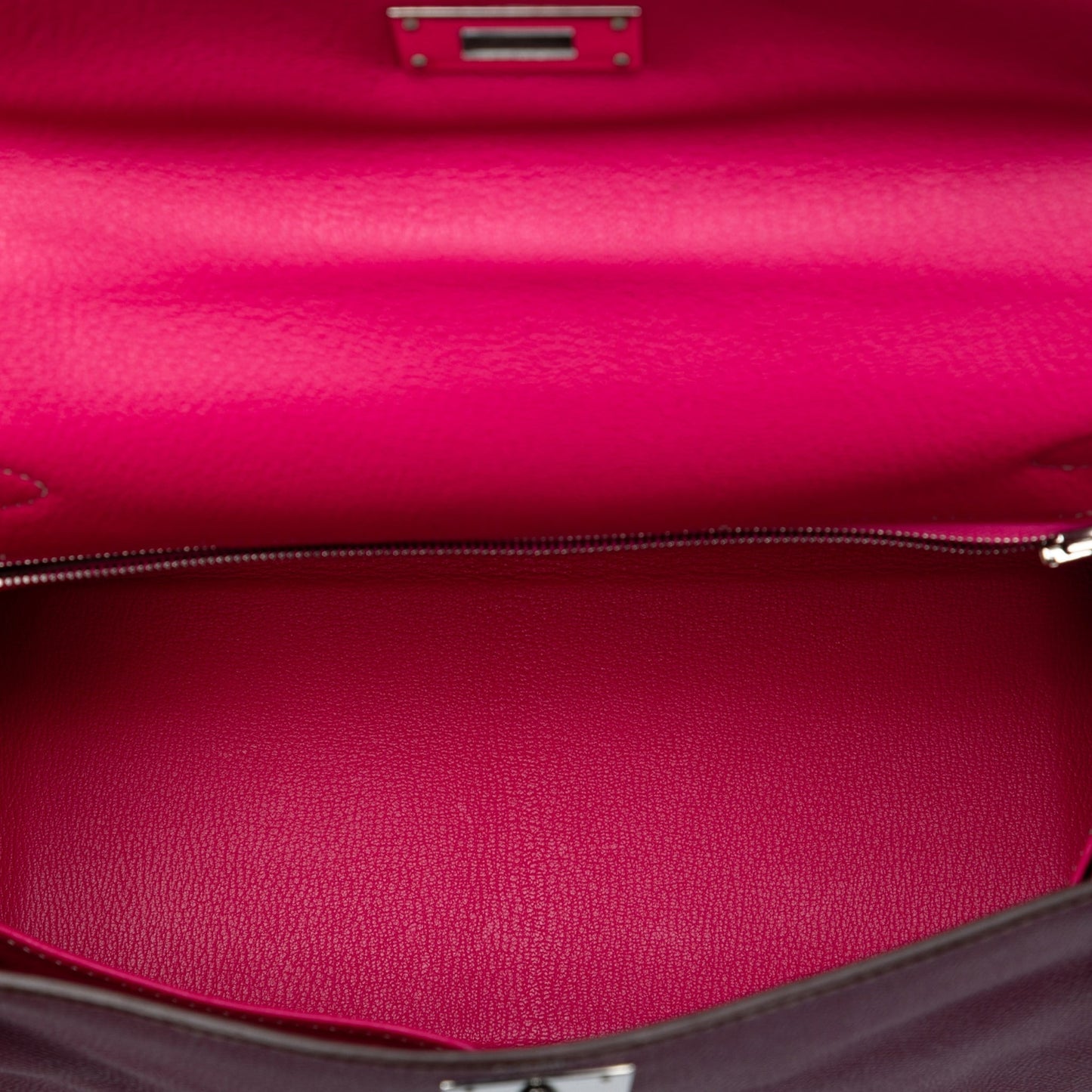 Second hand Hermes Kelly 28 Epsom Leather Retourne Top - handle Handbag Tosca - Tabita Bags