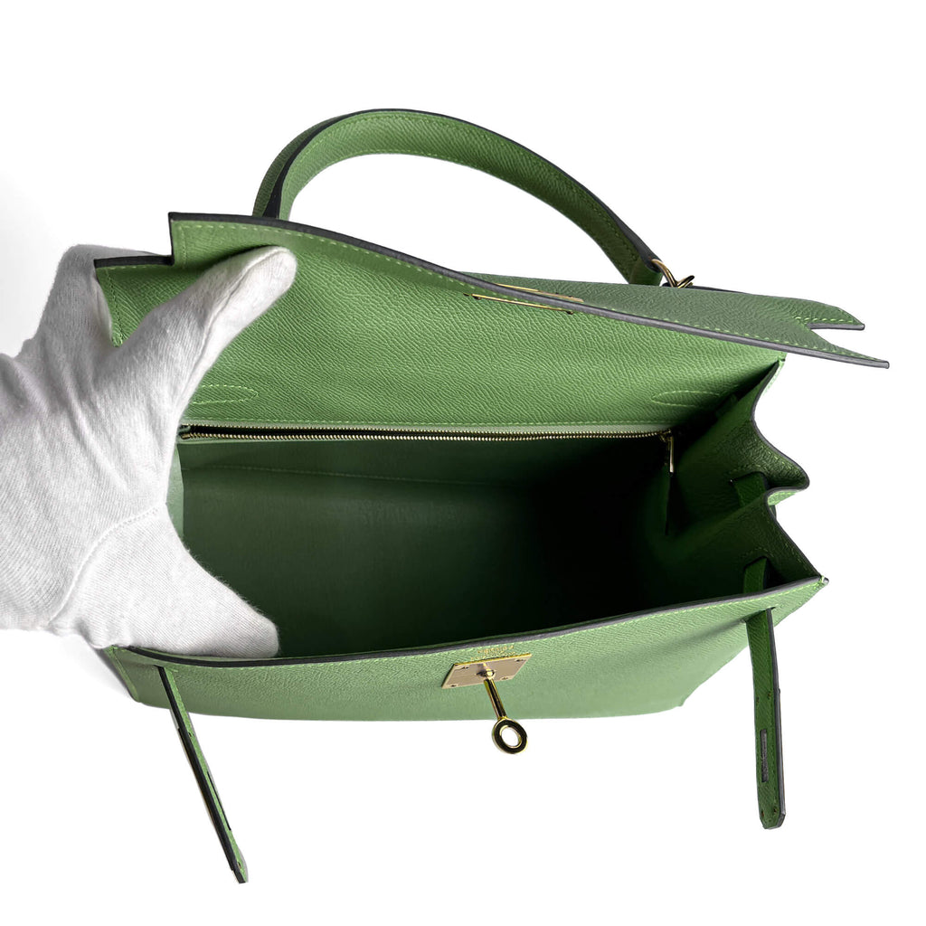 Second hand Hermes Kelly 28 Epsom Leather Sellier Top - Handle Handbag Vert Criquet - Tabita Bags
