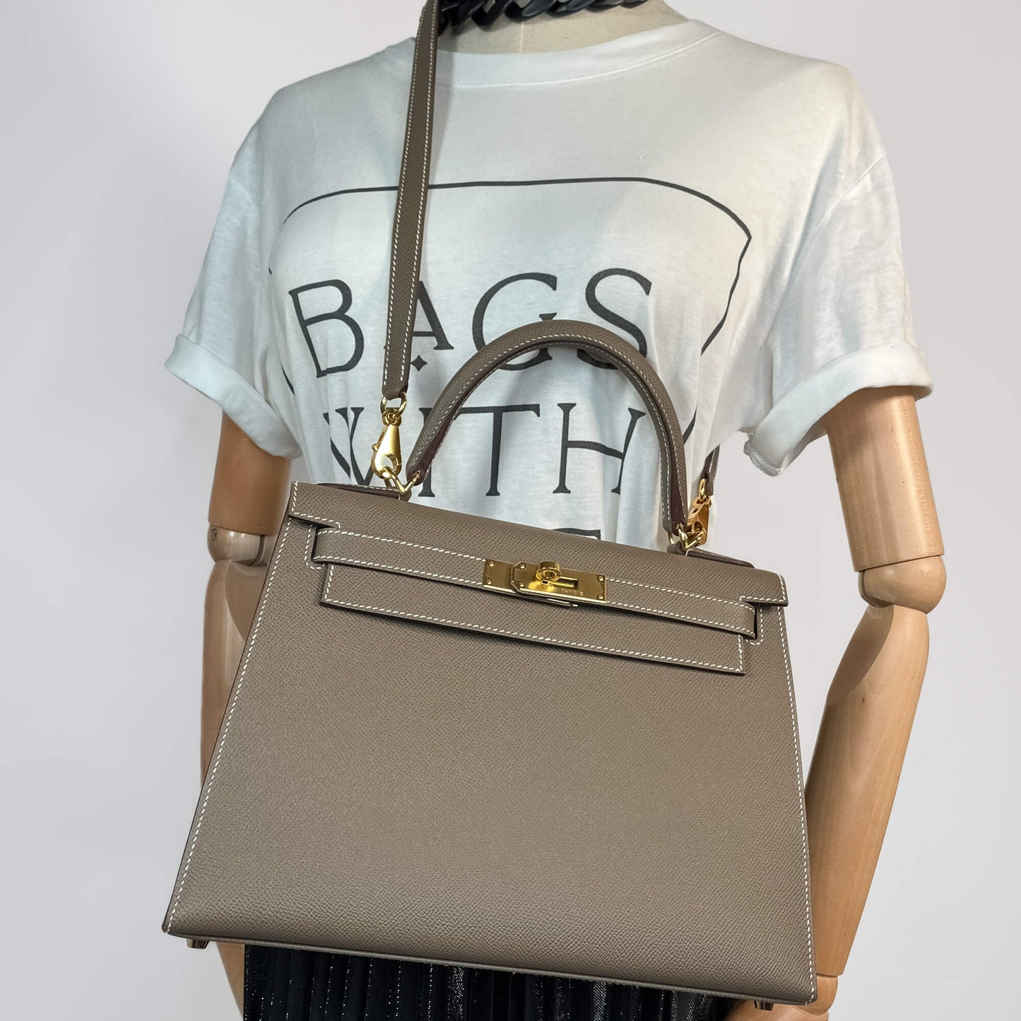 Second hand Hermes Kelly 28 Sellier Epsom Leather 2 - Ways Top - handle Bag Etoupe - Tabita Bags