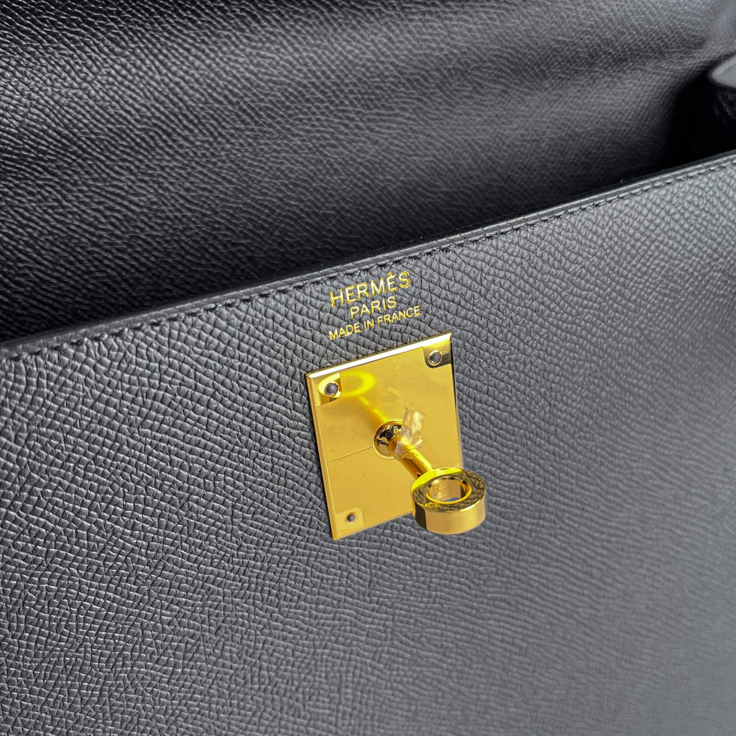 Second hand Hermes Kelly 32 Epsom Leather Sellier Top - handle Handbag Black - Tabita Bags