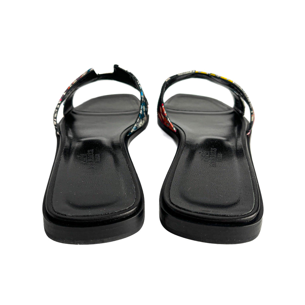 Second hand Hermes Oasis 4 Canvas Flat Sandals Black - Tabita Bags