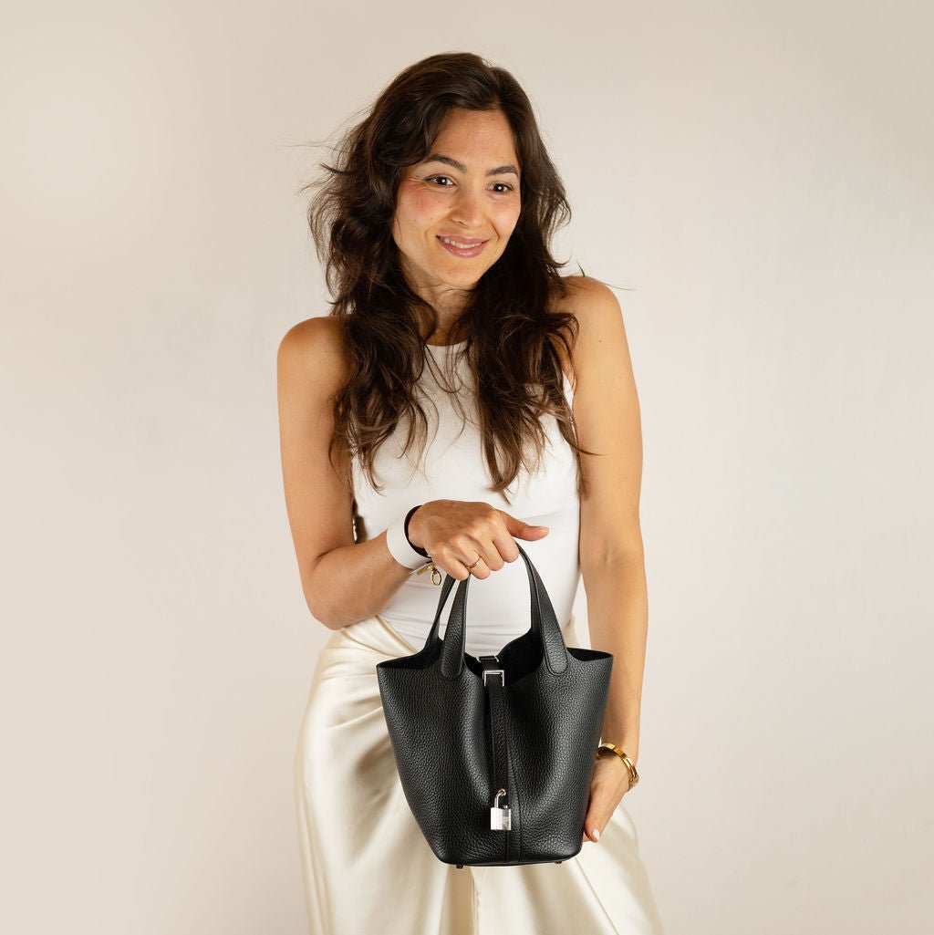 Second hand Hermes Picotin 18 Taurillon Clemence Leather Lock Bucket Handbag Black - Tabita Bags