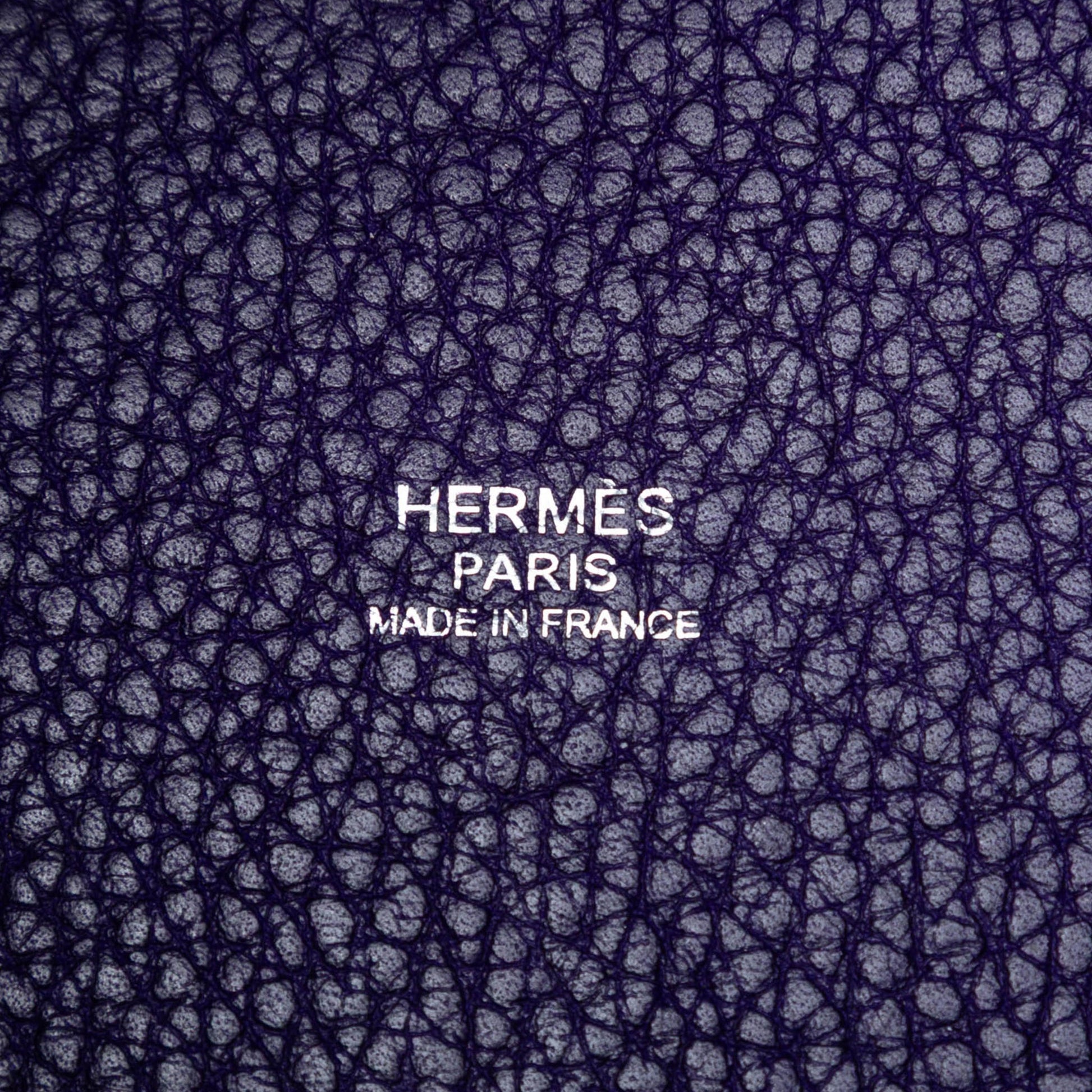 Second hand Hermes Picotin 18 Taurillon Clemence Leather Lock Bucket Handbag Ultraviolet - Tabita Bags