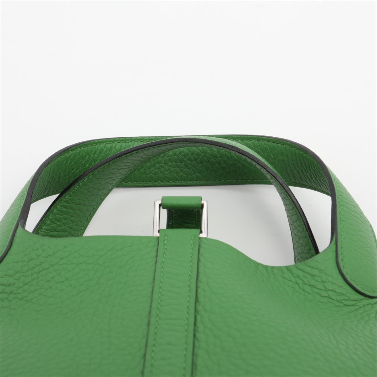 Second hand Hermes Picotin 18 Taurillon Clemence Leather Lock Bucket Handbag Vert Yucca - Tabita Bags