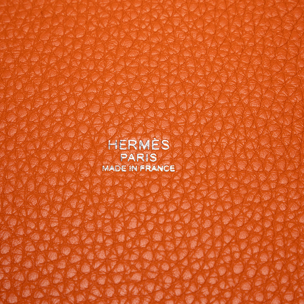 Second hand Hermes Picotin 22 Leather Lock Bucket Handbag Bicolor - Tabita Bags
