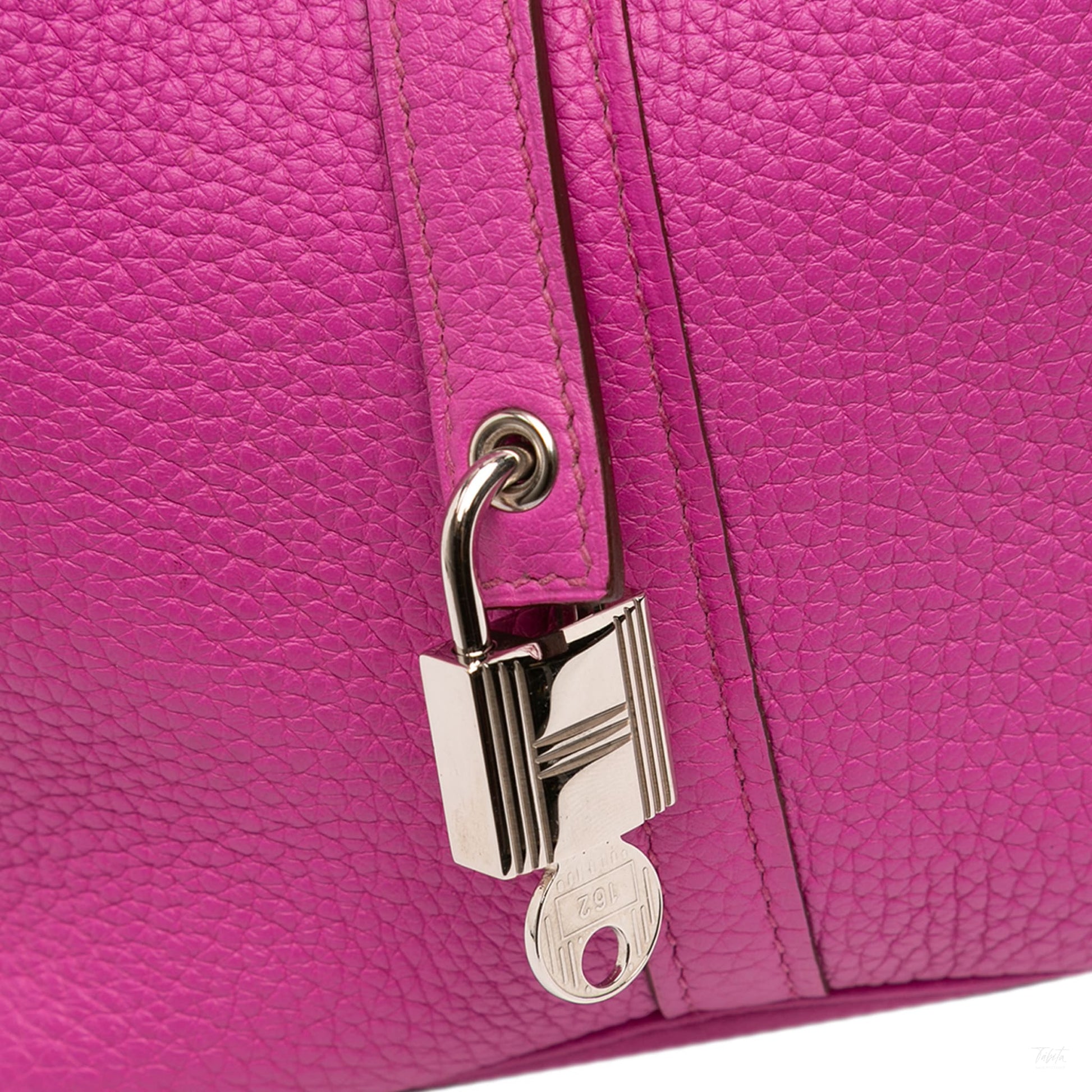 Second hand Hermes Picotin 22 Leather Lock Bucket Handbag Magnolia - Tabita Bags