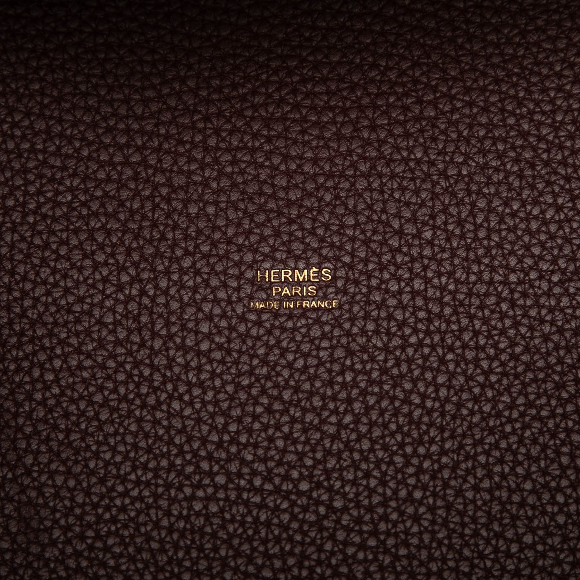 Second hand Hermes Picotin 22 Leather Lock Bucket Handbag Prune - Tabita Bags