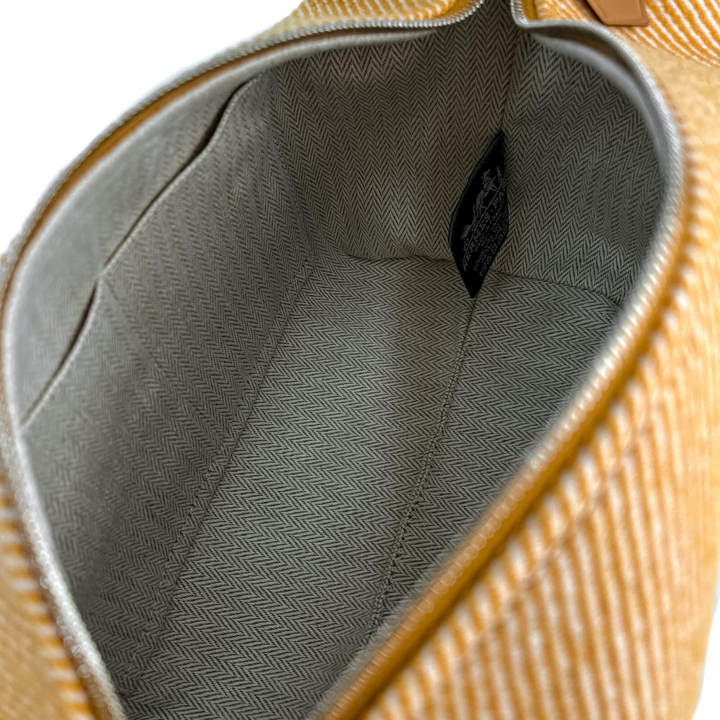 Second hand Hermes Trousse de Toilette Bride Wool Beauty Case PM Orange - Tabita Bags