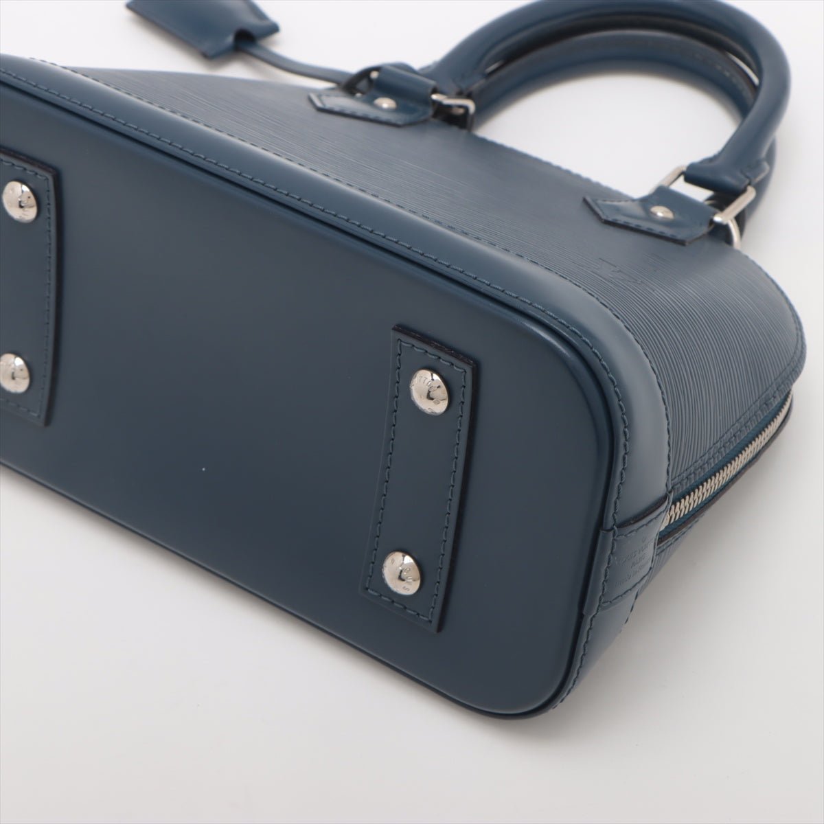 Second hand Louis Vuitton Alma BB Epi Leather 2 - Ways Top - handle Bag Navy - Tabita Bags