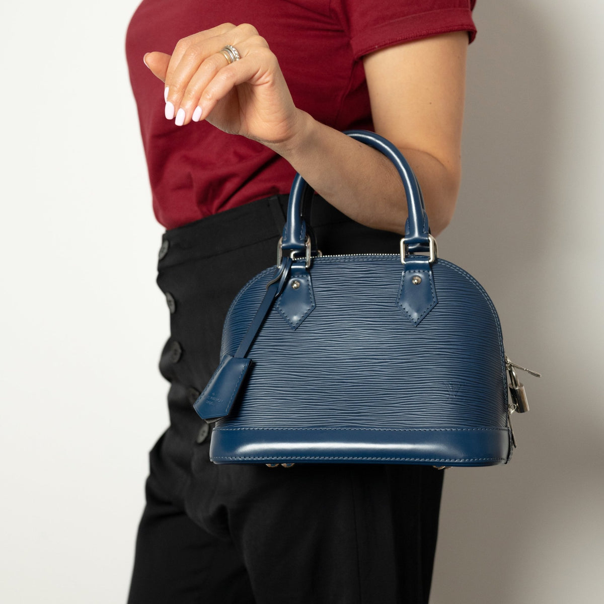 Second hand Louis Vuitton Alma BB Epi Leather 2 - Ways Top - handle Bag Navy - Tabita Bags