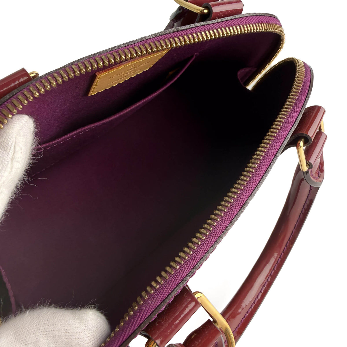 Second hand Louis Vuitton Alma BB Monogram Vernis Leather 2-Ways Top-handle Handbag Cherry Red - Tabita Bags