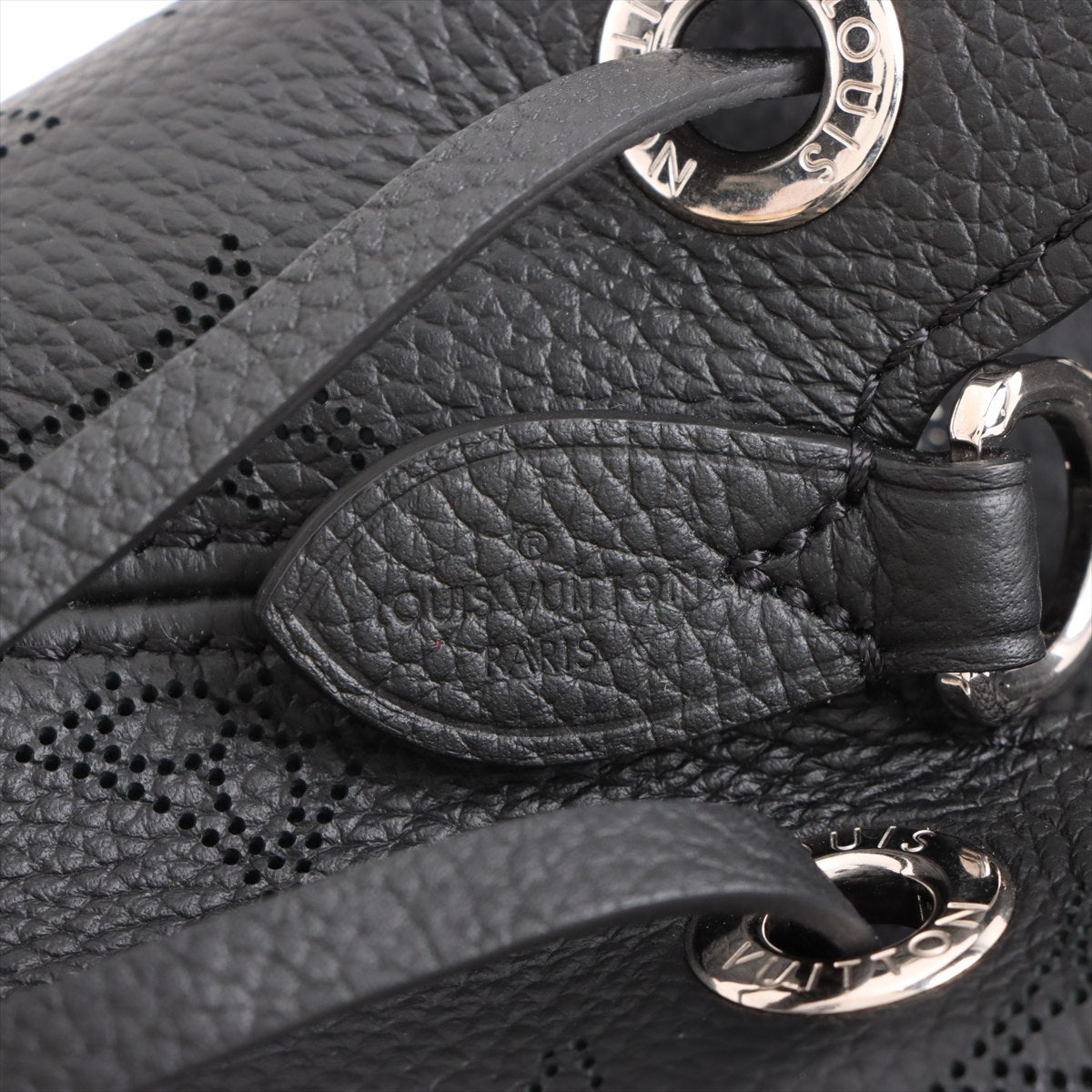 Second hand Louis Vuitton Bella Mahina Leather Pouch Bucket Shoulder Bag Black - Tabita Bags