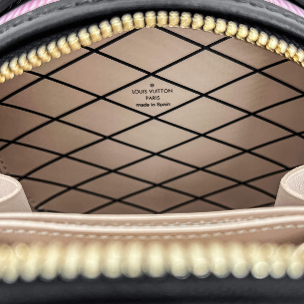Second hand Louis Vuitton Boite Chapeau Epi Leather 2 - Ways Crossbody Pink & Black - Tabita Bags