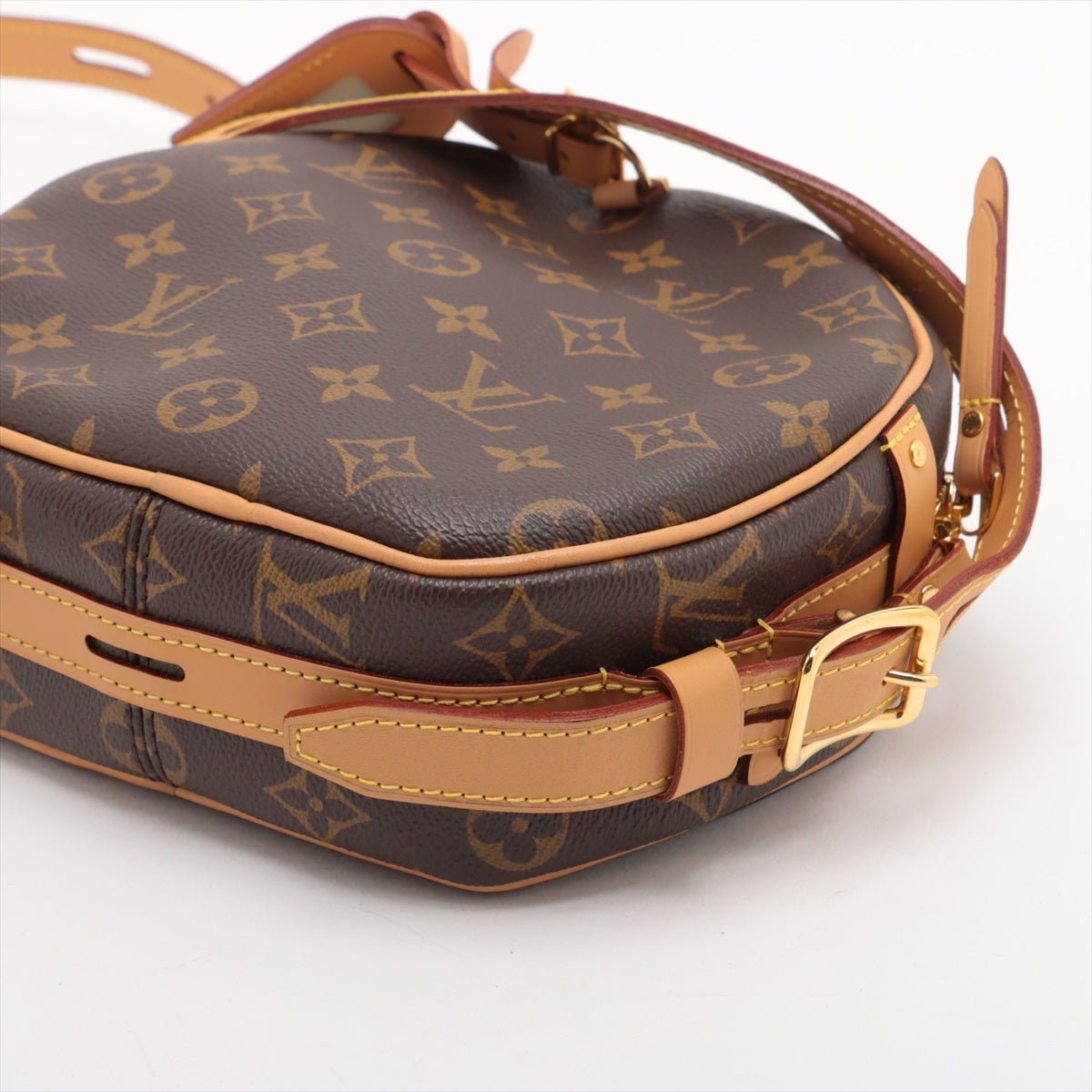 Second hand Louis Vuitton Boite Chapeau MM Canvas Crossbody Brown - Tabita Bags