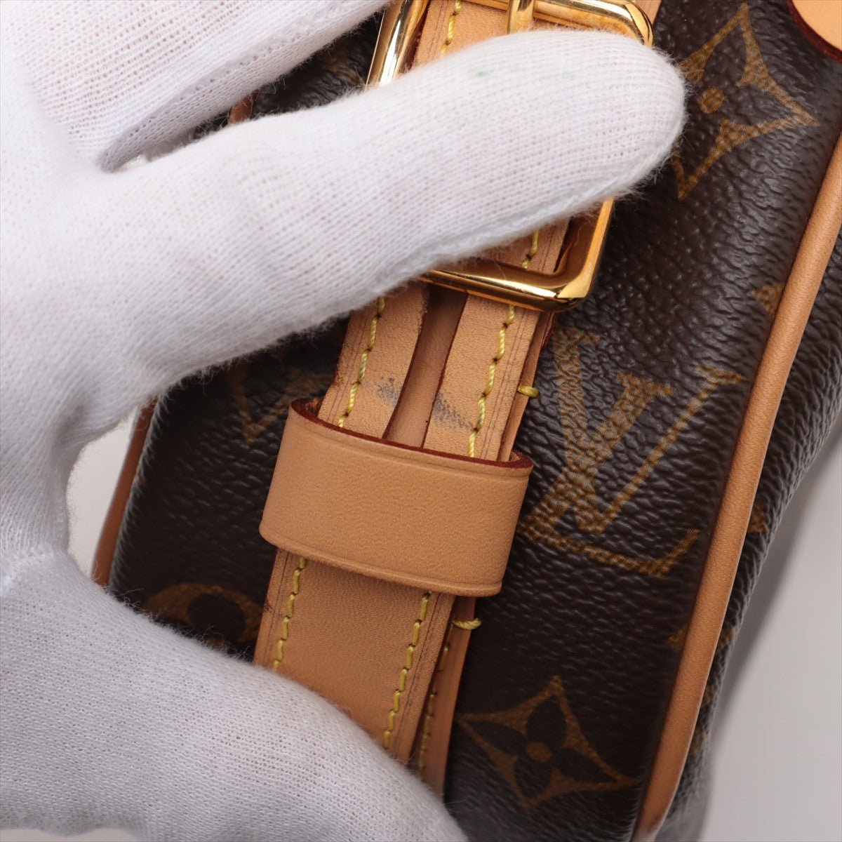 Second hand Louis Vuitton Boite Chapeau MM Canvas Crossbody Brown - Tabita Bags