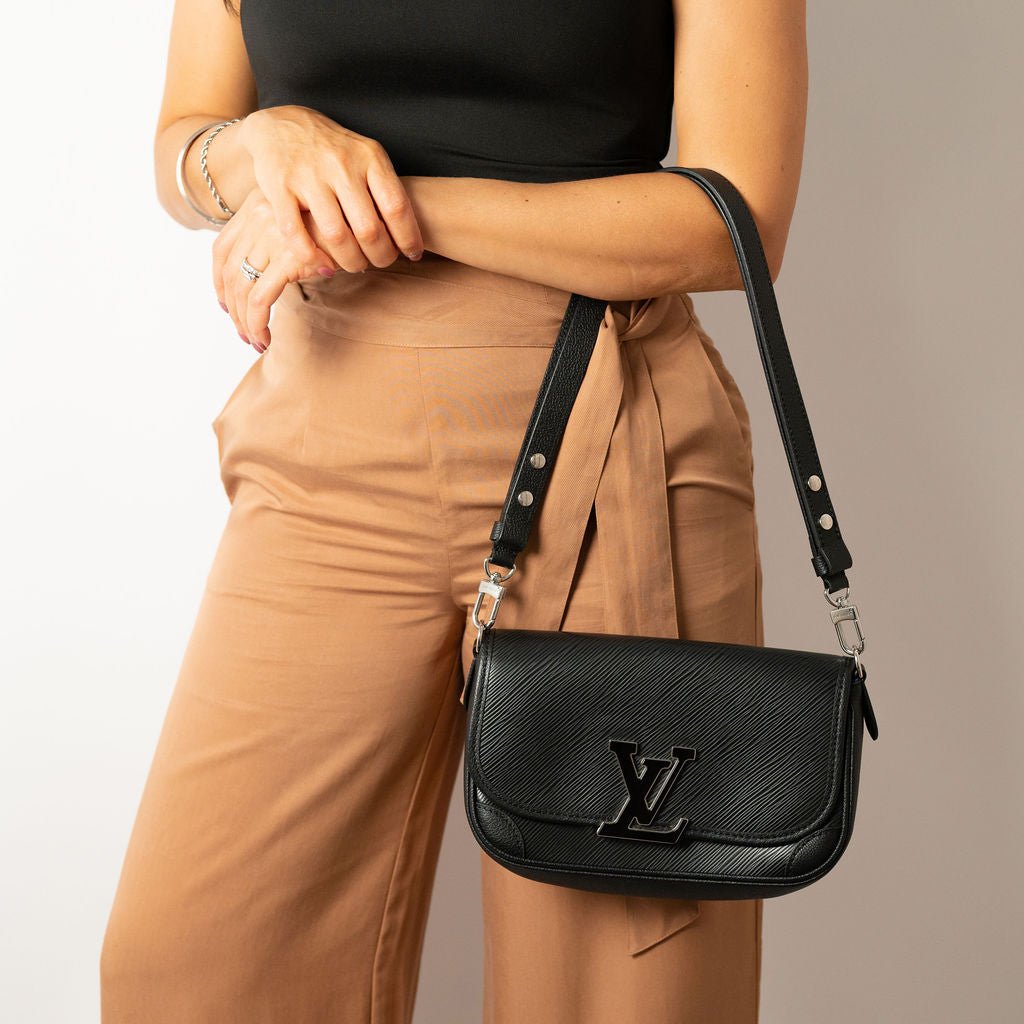 Second hand Louis Vuitton Buci Epi Leather Flap Crossbody Black - Tabita Bags
