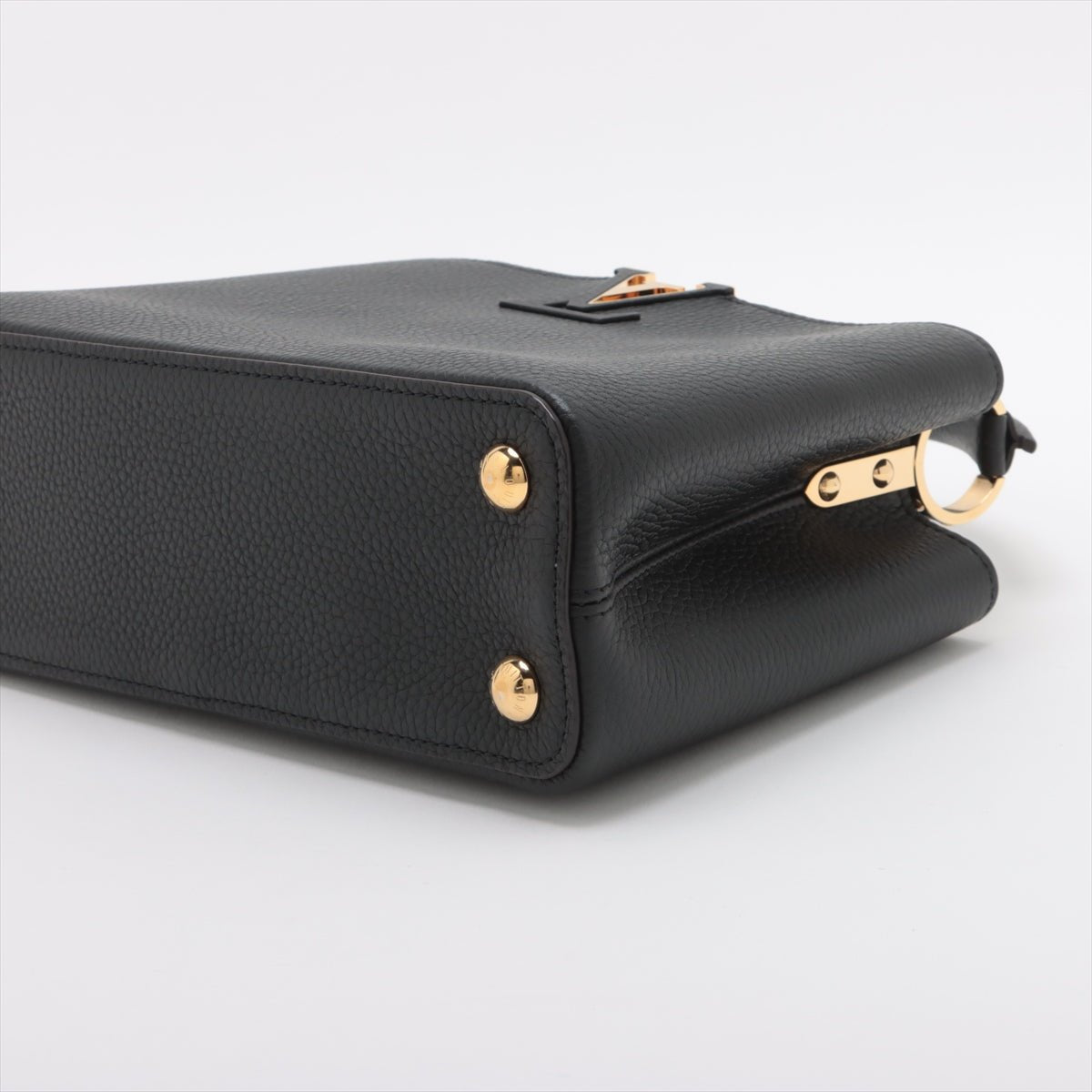 Second hand Louis Vuitton Capucines BB Taurillon Leather 2 - Ways Handbag Black - Tabita Bags