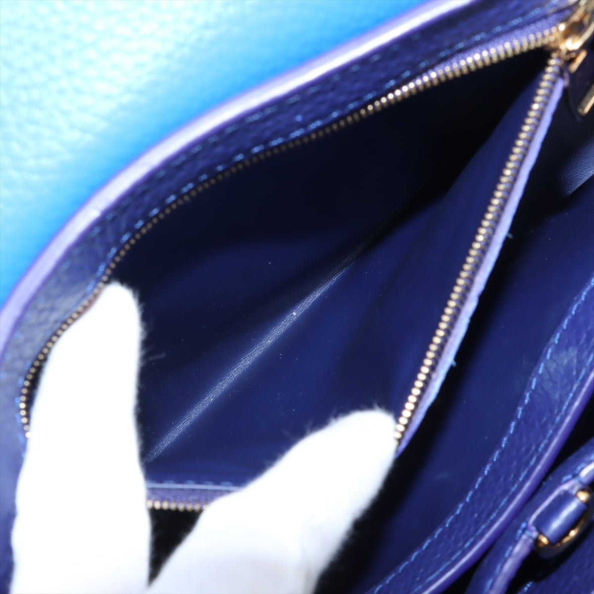 Second hand Louis Vuitton Capucines BB Taurillon Leather Handbag Blue - Tabita Bags