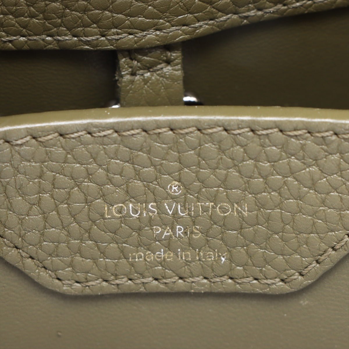 Second hand Louis Vuitton Capucines BB Taurillon Leather Handbag Green - Tabita Bags