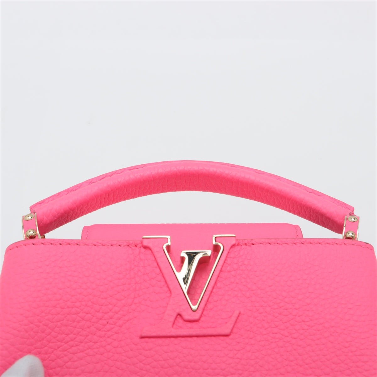 Second hand Louis Vuitton Capucines Mini Taurillon Leather Handbag Pink - Tabita Bags