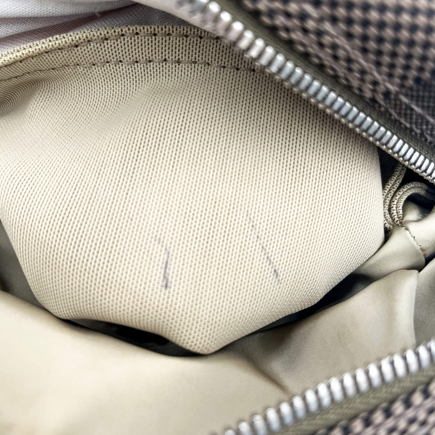 Second hand Louis Vuitton Citadin Canvas 2-Ways Messenger Bag Damier Geant Terre - Tabita Bags