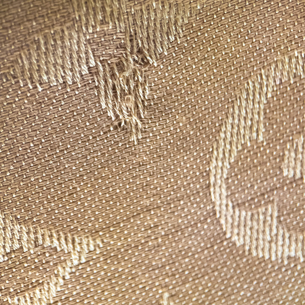 Second hand Louis Vuitton Classic Wool & Silk Foulard Beige - Tabita Bags
