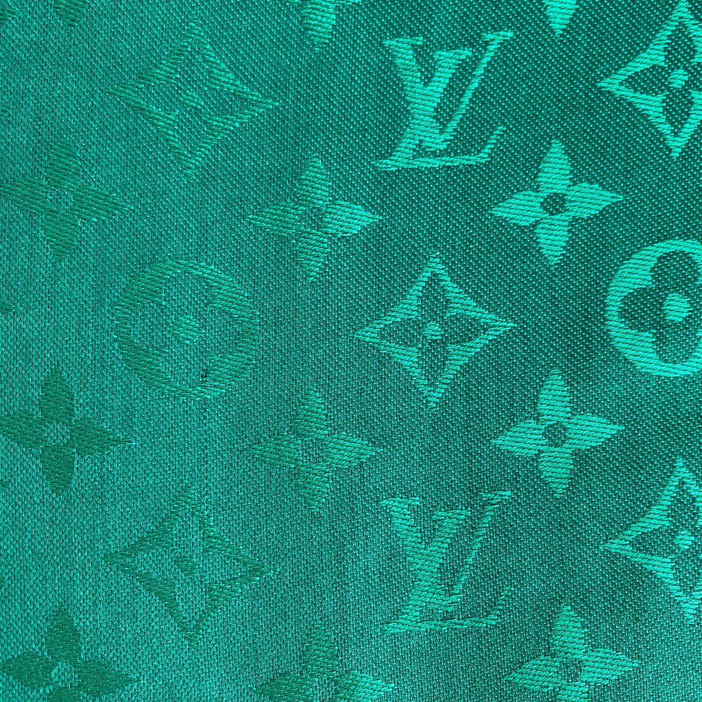 Second hand Louis Vuitton Classic Wool & Silk Foulard Monogram - Tabita Bags