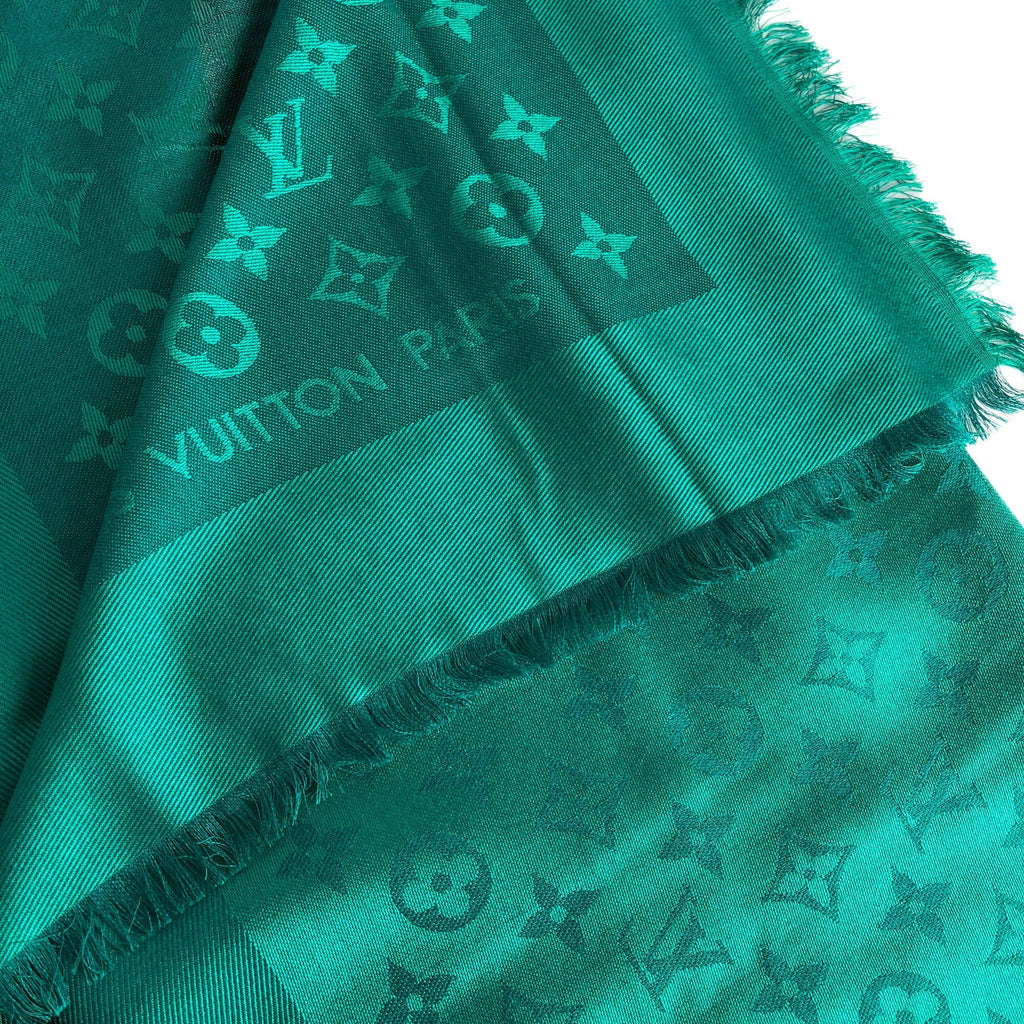 Second hand Louis Vuitton Classic Wool & Silk Foulard Monogram - Tabita Bags