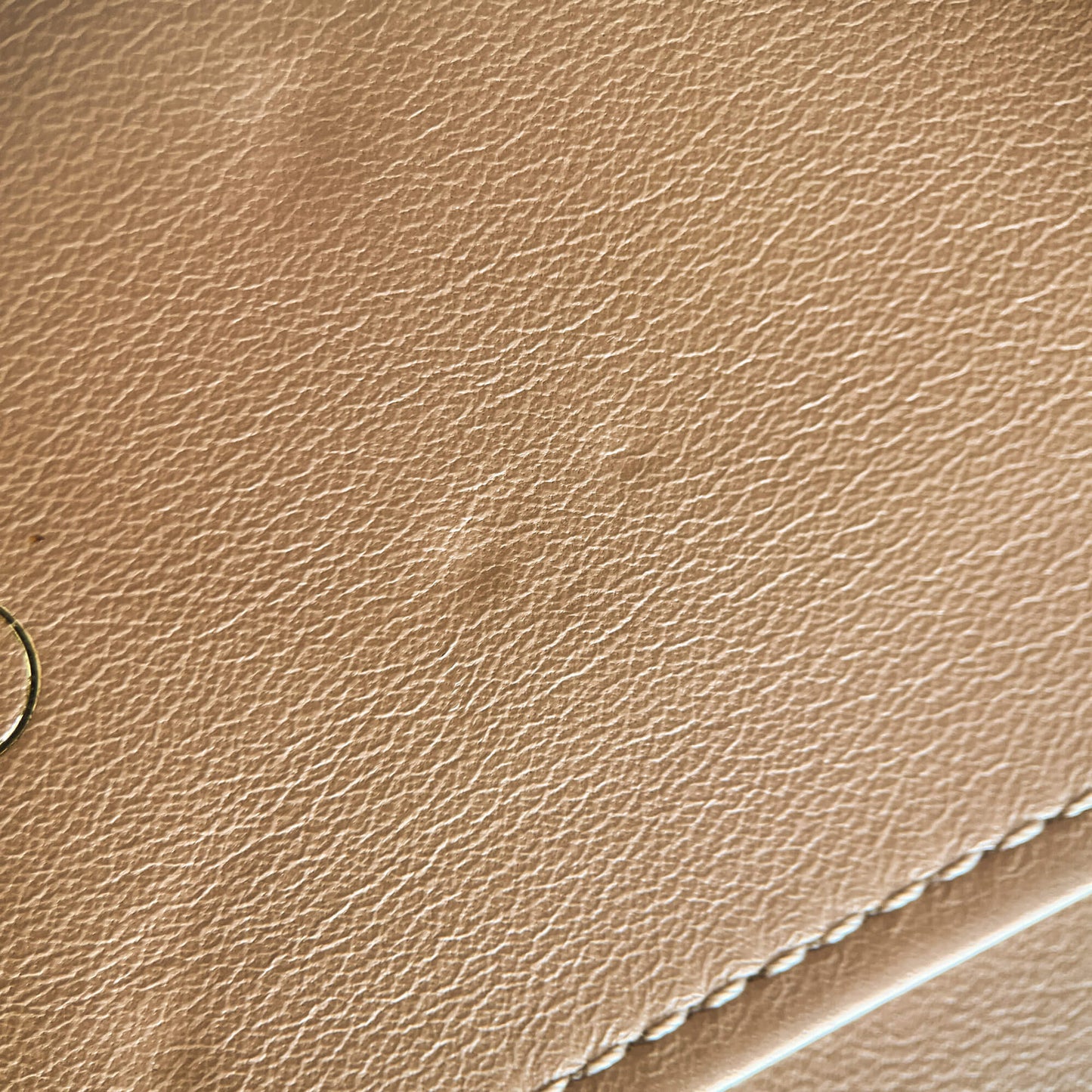 Second hand Louis Vuitton Cover Notebook GM Leather Empreinte Agenda Cover Beige - Tabita Bags