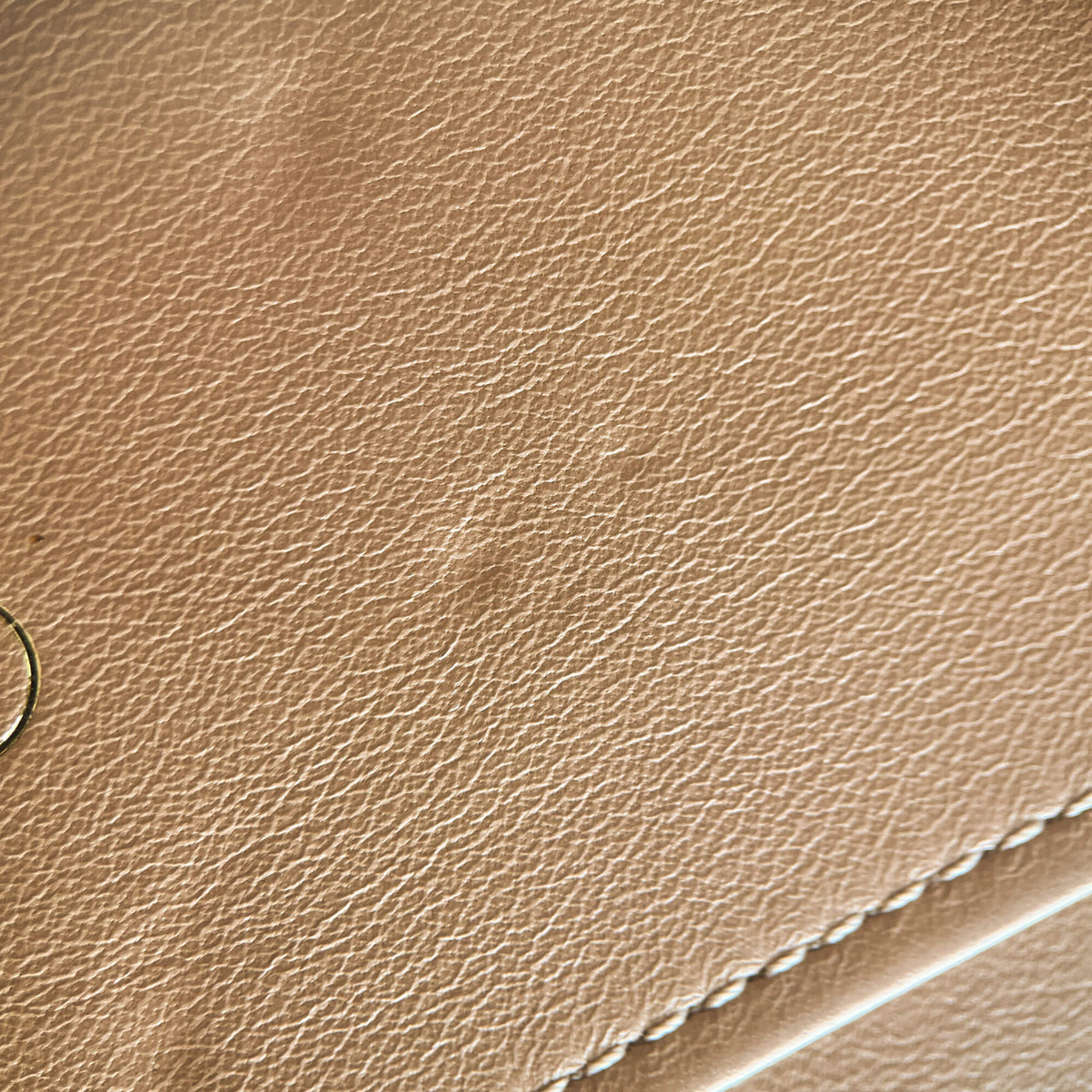 Second hand Louis Vuitton Cover Notebook GM Leather Empreinte Agenda Cover Beige - Tabita Bags