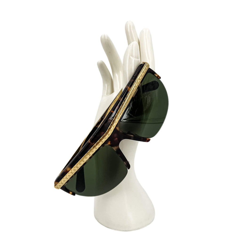 Second hand Louis Vuitton Easy Reader Acetate Sunglasses Monogram - Tabita Bags