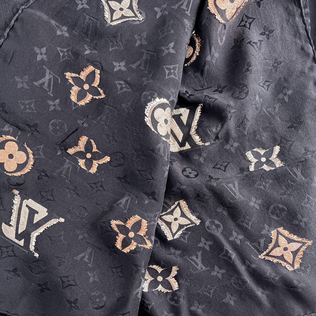 Second hand Louis Vuitton Embossed Monogram Silk Foulard Monogram - Tabita Bags
