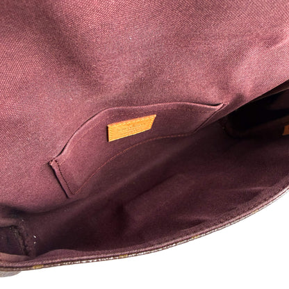 Second hand Louis Vuitton Favorite MM Canvas Clutch With Chain Bag Monogram - Tabita Bags