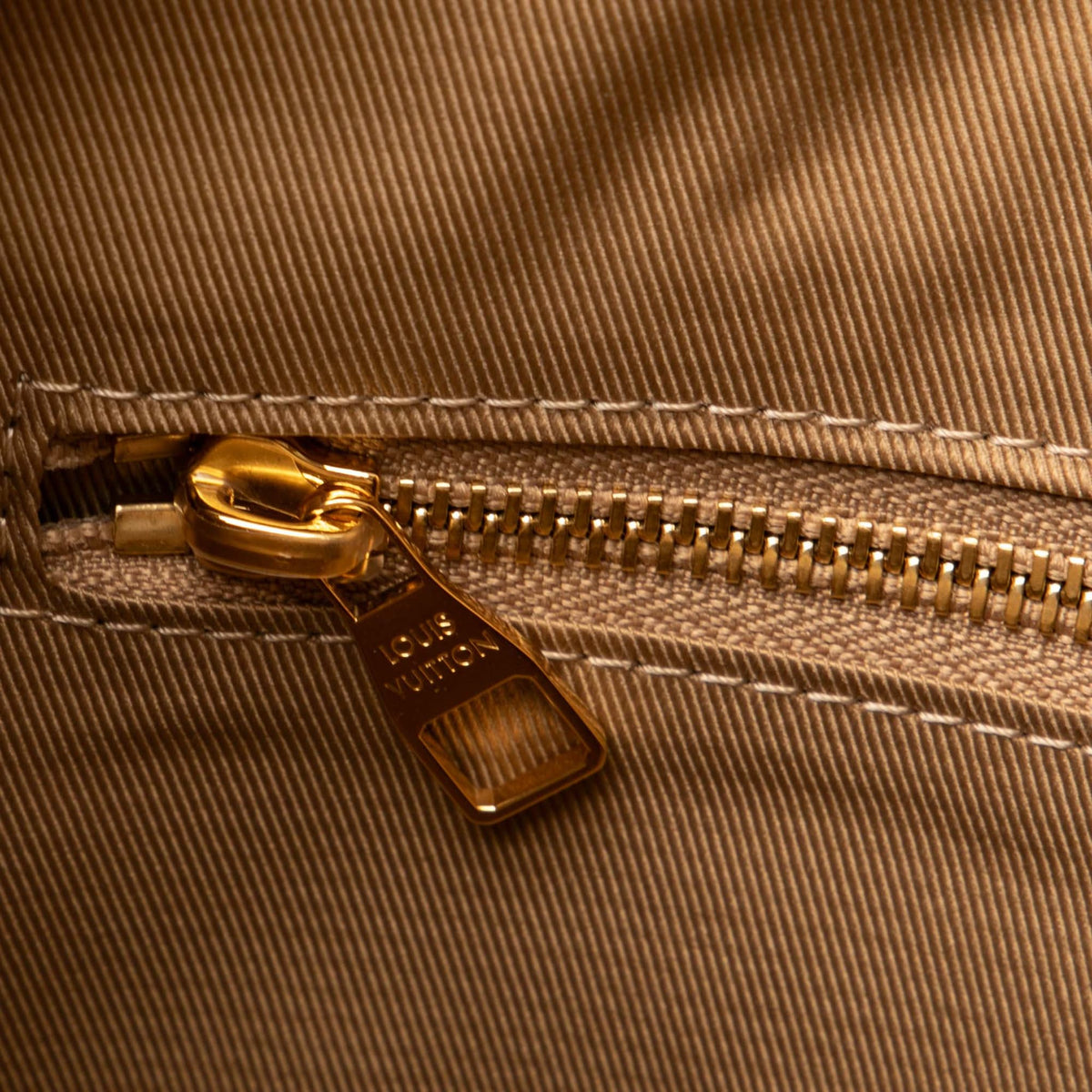 Second hand Louis Vuitton Graceful PM Canvas Shoulder Bag Monogram - Tabita Bags