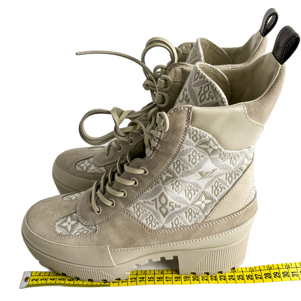Second hand Louis Vuitton Laureate Suede & Jacquard Platform Boots 39 Beige - Tabita Bags