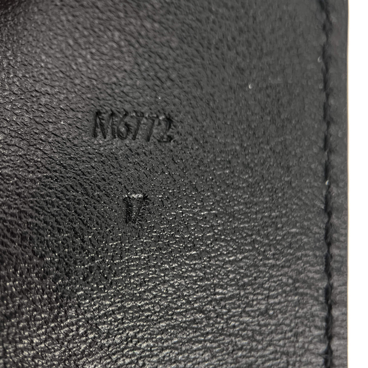 Second hand Louis Vuitton Louise Leather & Fabric Bracelet 17 Black - Tabita Bags