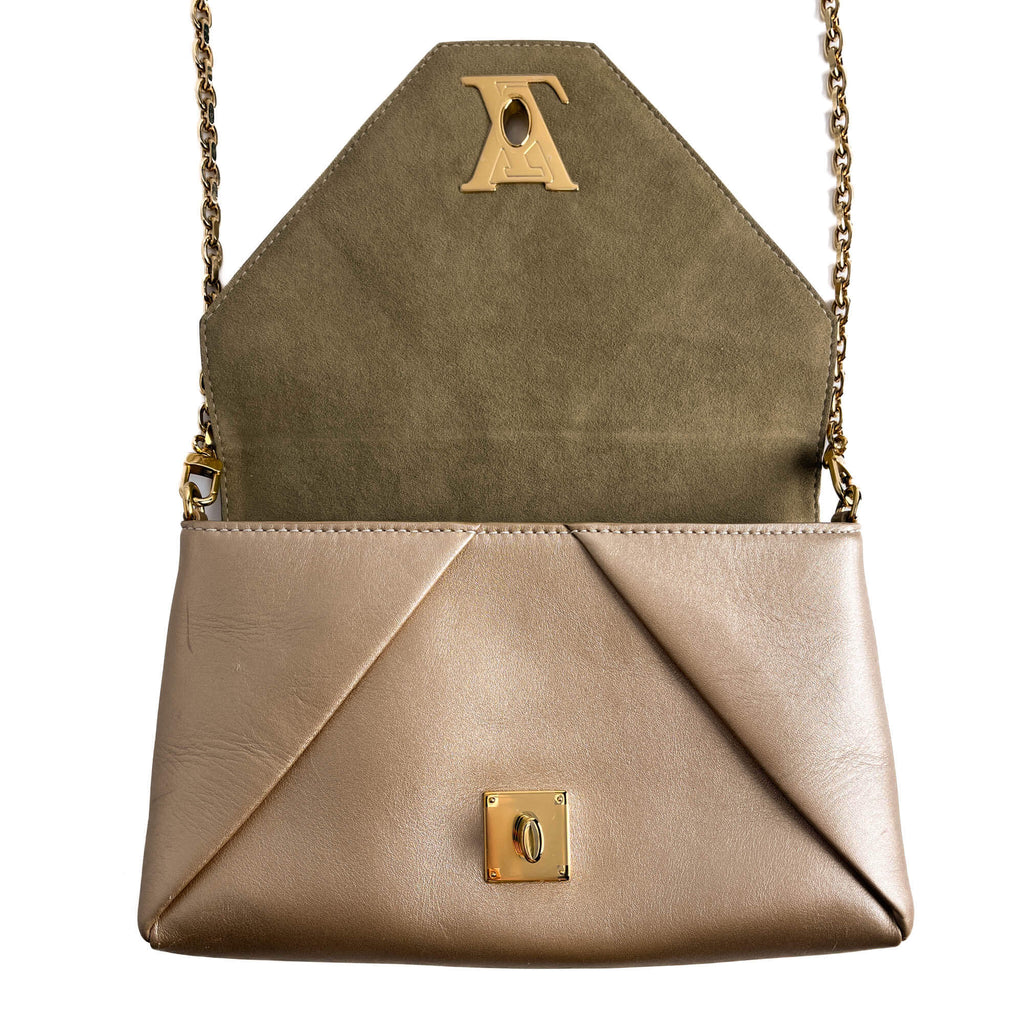 Second hand Louis Vuitton Love Note Smooth Calfskin Leather 2 - Ways Envelope Clutch Gold - Tabita Bags