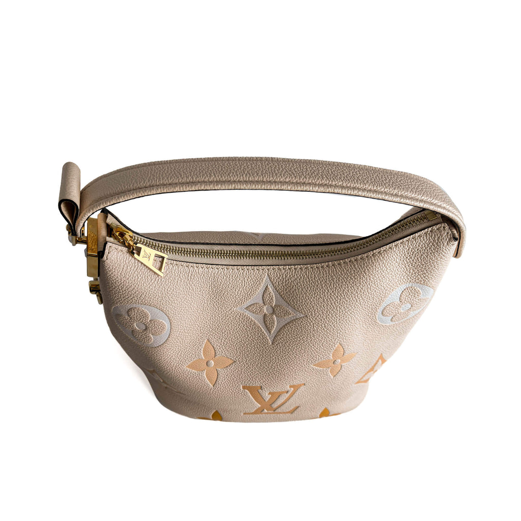 Second hand Louis Vuitton Marshmallow By The Pool PM Monogram Giant Leather 2 - Ways Hobo Handbag Beige - Tabita Bags