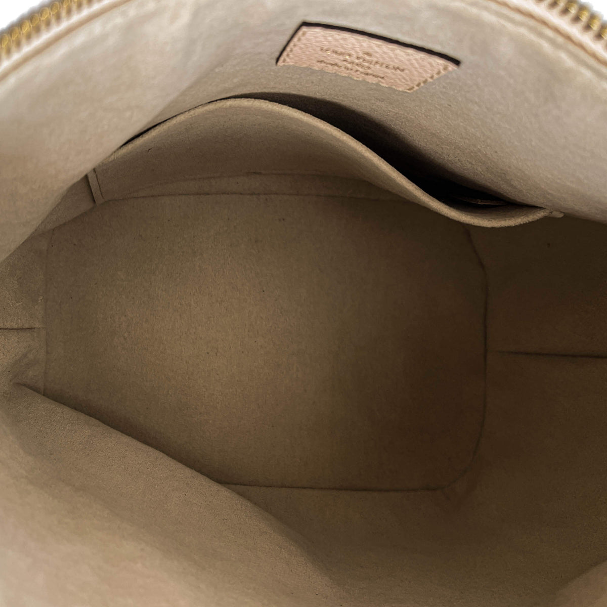Second hand Louis Vuitton Marshmallow By The Pool PM Monogram Giant Leather 2 - Ways Hobo Handbag Beige - Tabita Bags