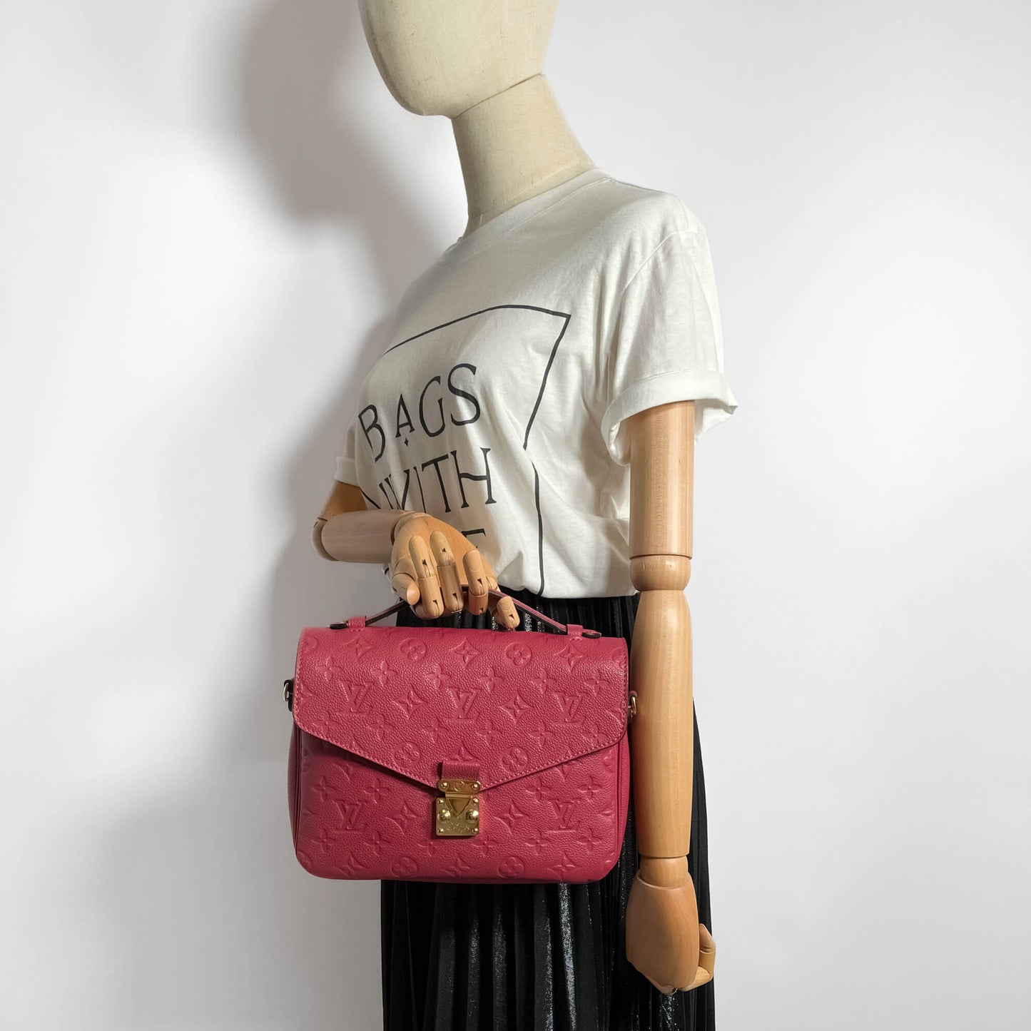 Second hand Louis Vuitton Metis Leather 2 - Ways Flap Bag Pink - Tabita Bags