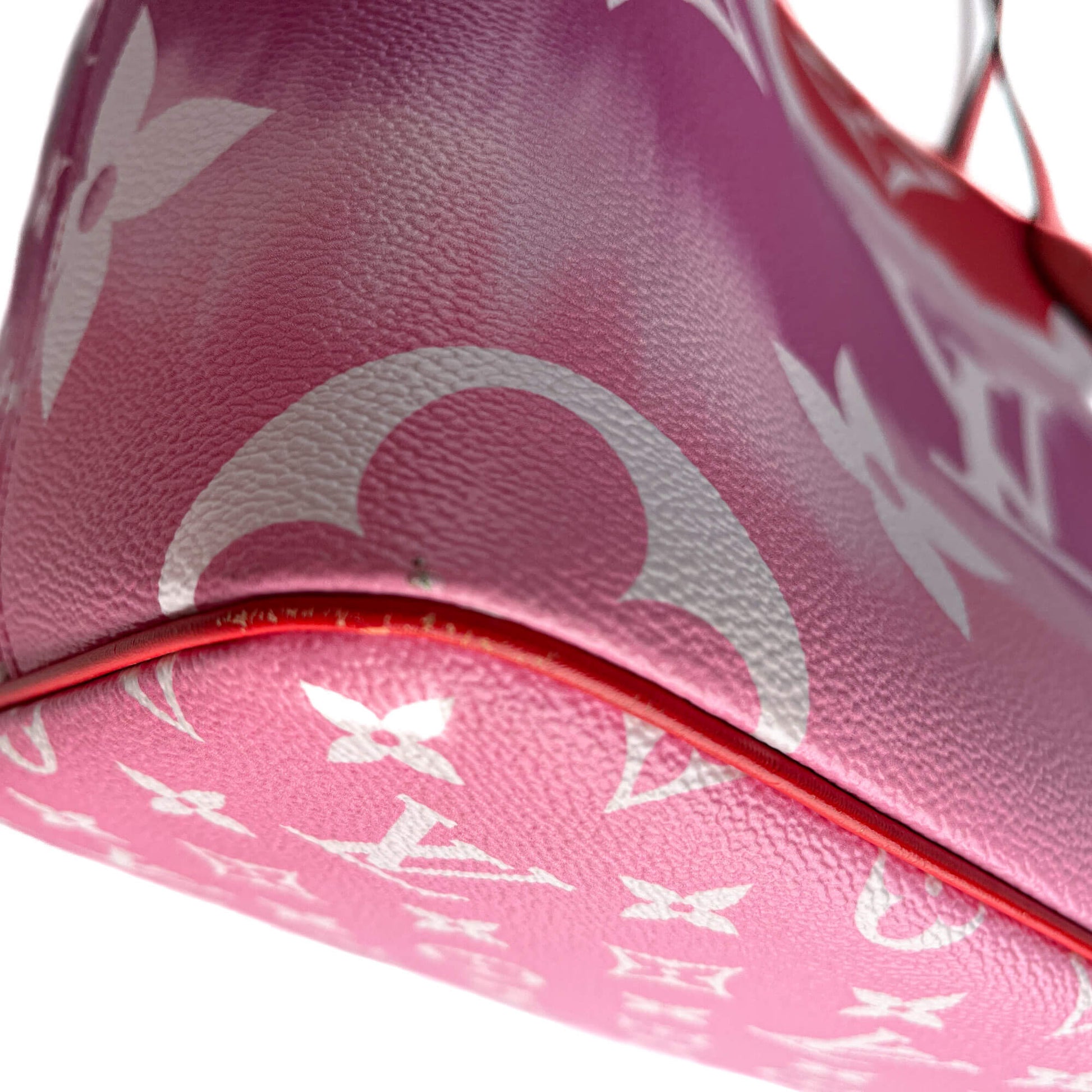 Second hand Louis Vuitton Neverfull MM Canvas Escale Monogram Giant Shoulder Bag Red & Pink - Tabita Bags