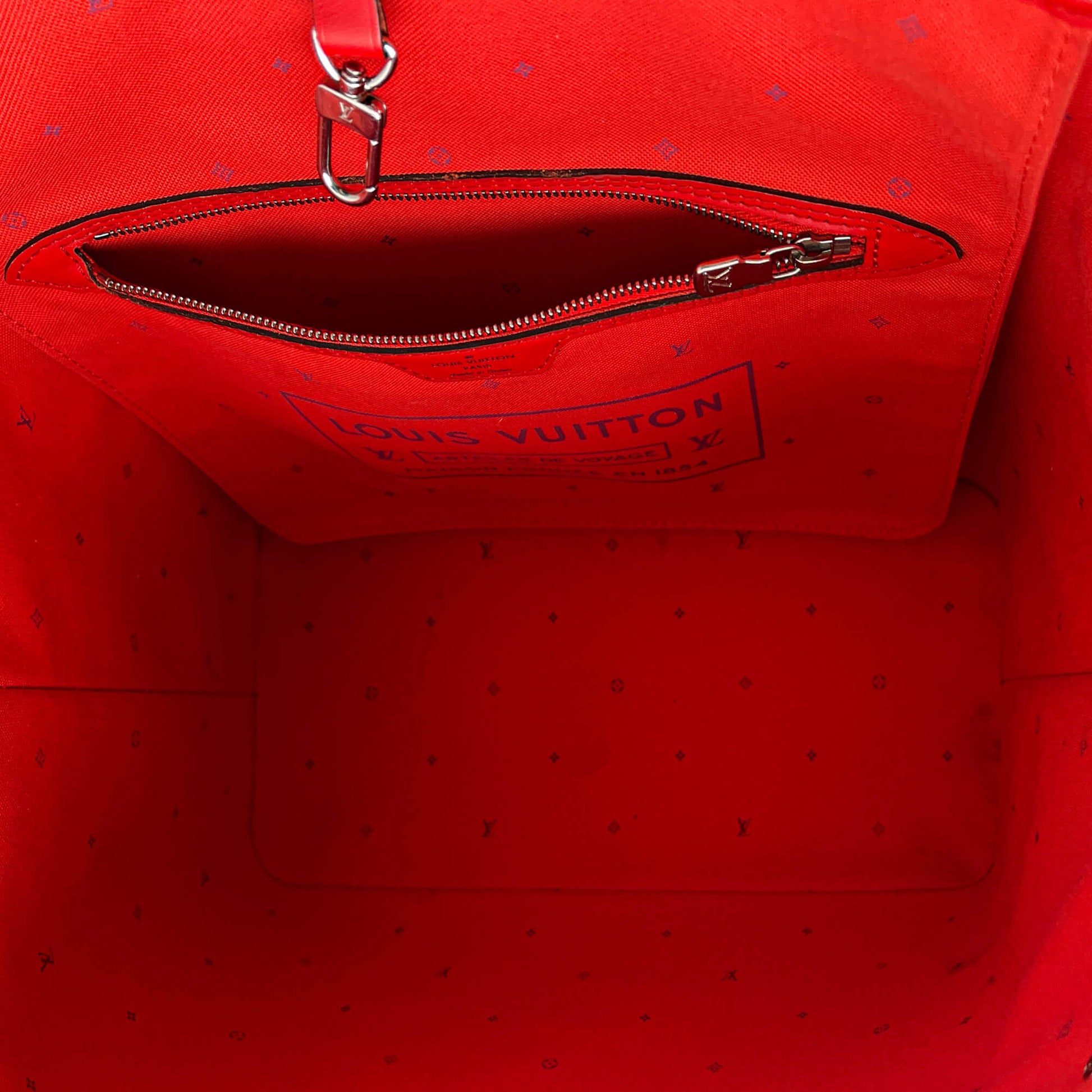 Second hand Louis Vuitton Neverfull MM Canvas Escale Monogram Giant Shoulder Bag Red & Pink - Tabita Bags