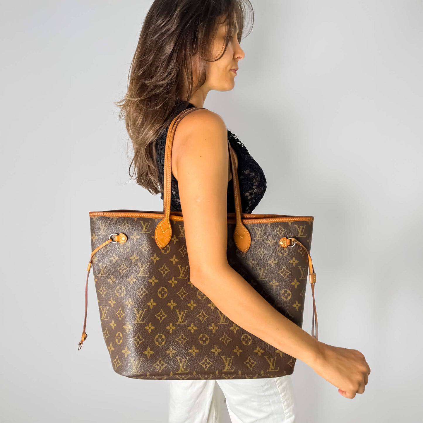Second hand Louis Vuitton Neverfull MM Canvas Pre - 2013 Shopper Shoulder Bag Monogram - Tabita Bags