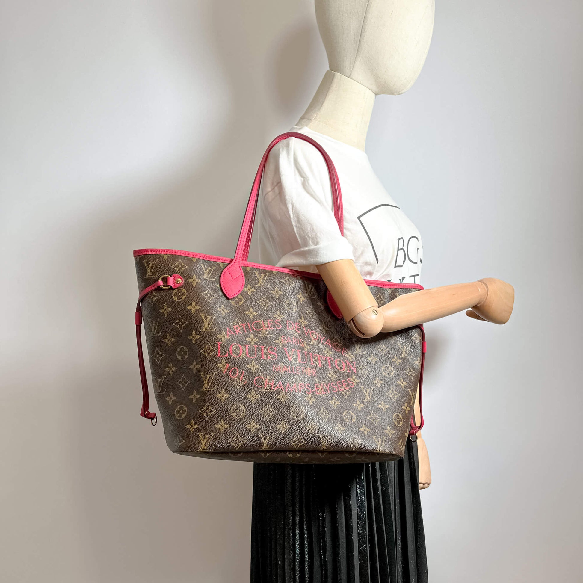 Second hand Louis Vuitton Neverfull MM Ika Flowers Canvas Shopper Bag Monogram - Tabita Bags