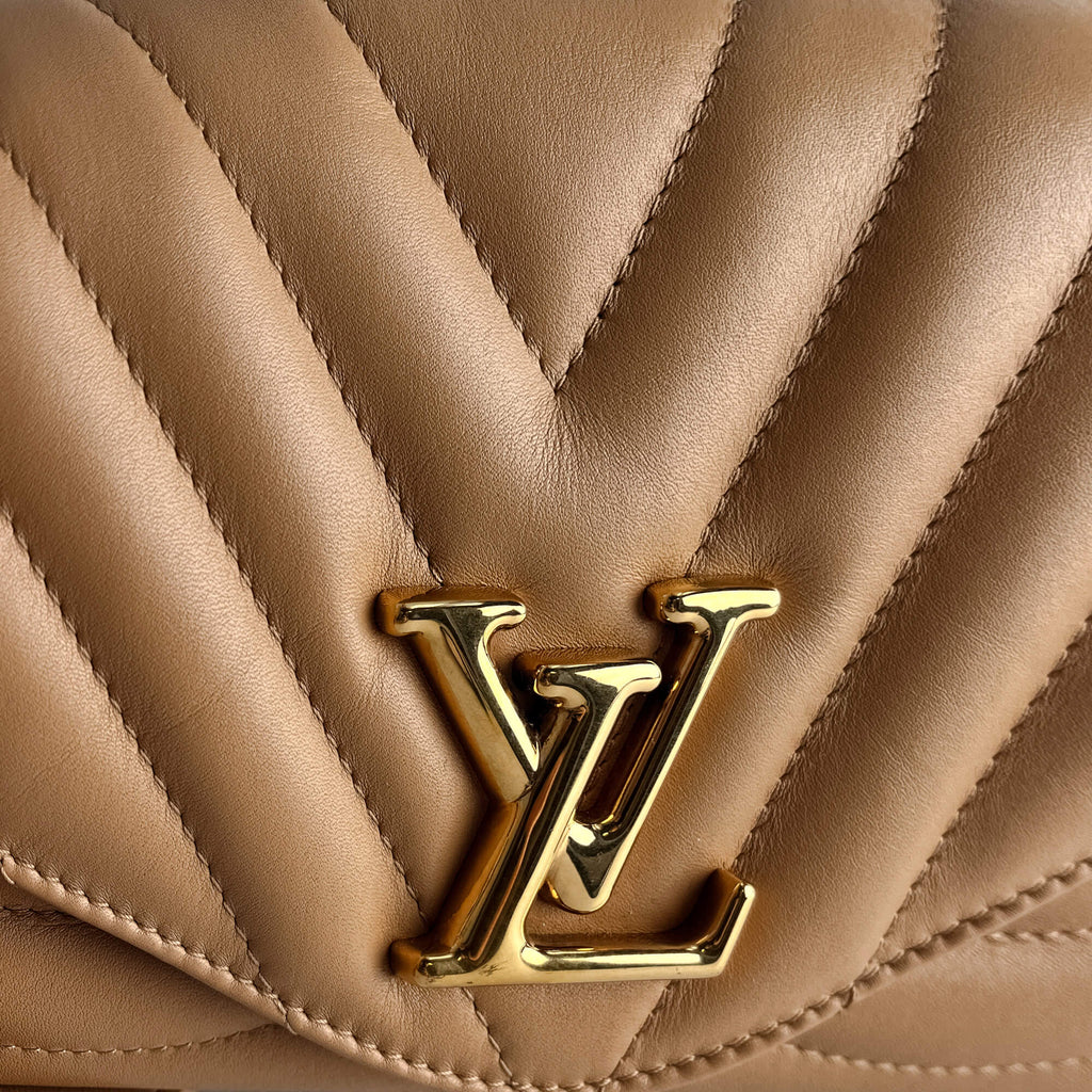 Second hand Louis Vuitton New Wave Chain MM Leather 2 - Ways Flap Crossbody Beige - Tabita Bags