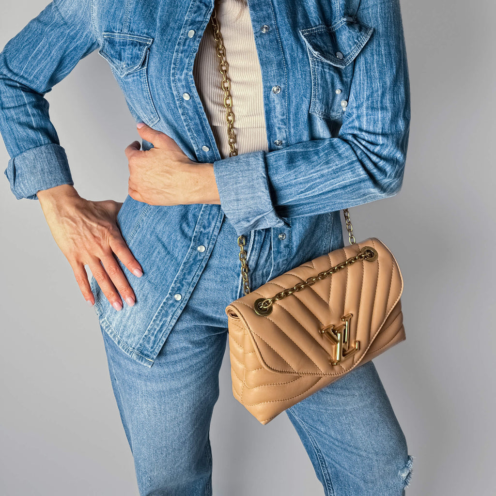 Second hand Louis Vuitton New Wave Chain MM Leather 2 - Ways Flap Crossbody Beige - Tabita Bags