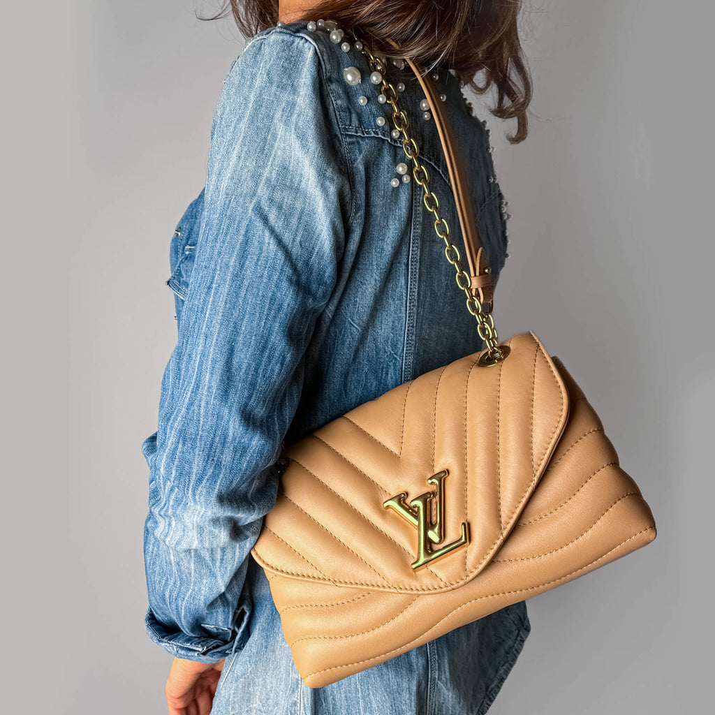 Second hand Louis Vuitton New Wave Chain MM Leather 2 - Ways Flap Crossbody Beige - Tabita Bags